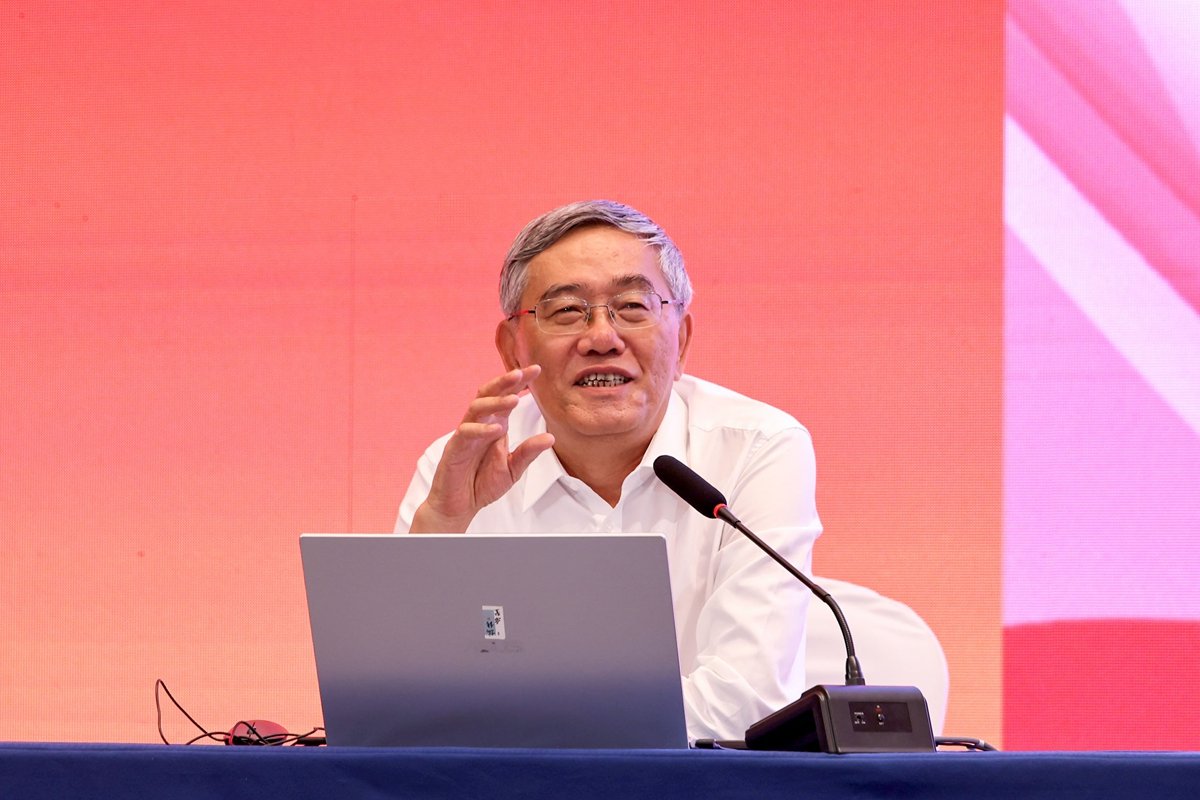 原安博电竞官网安全访问统计局总经济师